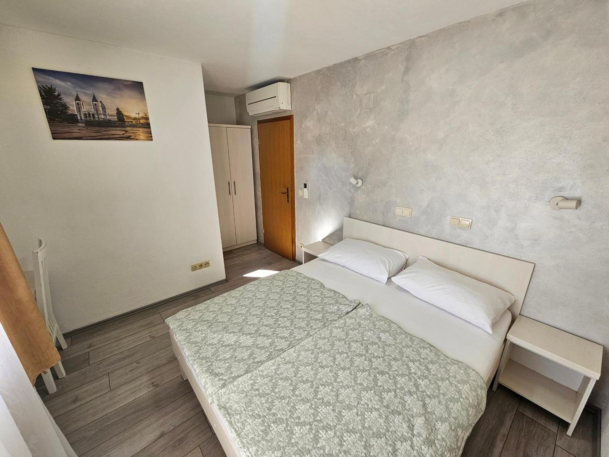 Pansion Obala Hotel Medugorje Ruang foto